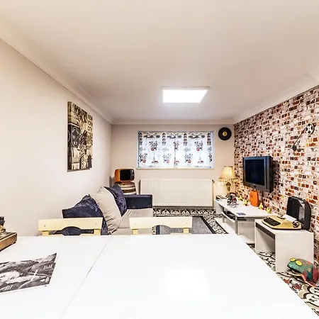 Peramaris Galata Port Apartment